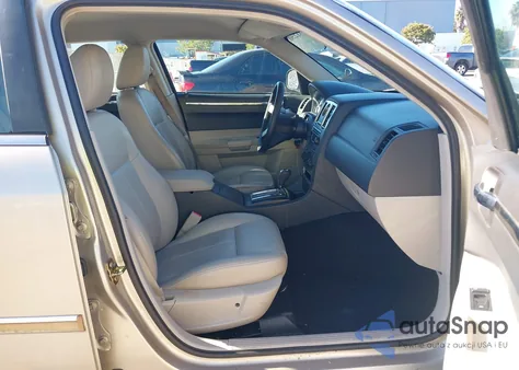 2006 Chrysler 300 Touring z USA, uszkodzony, nr VIN 2C3KA53G66H383110